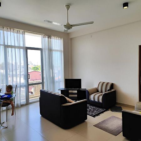 Vivas Residencies Luxury Apartments Dehiwala-Mount Lavinia Eksteriør bilde