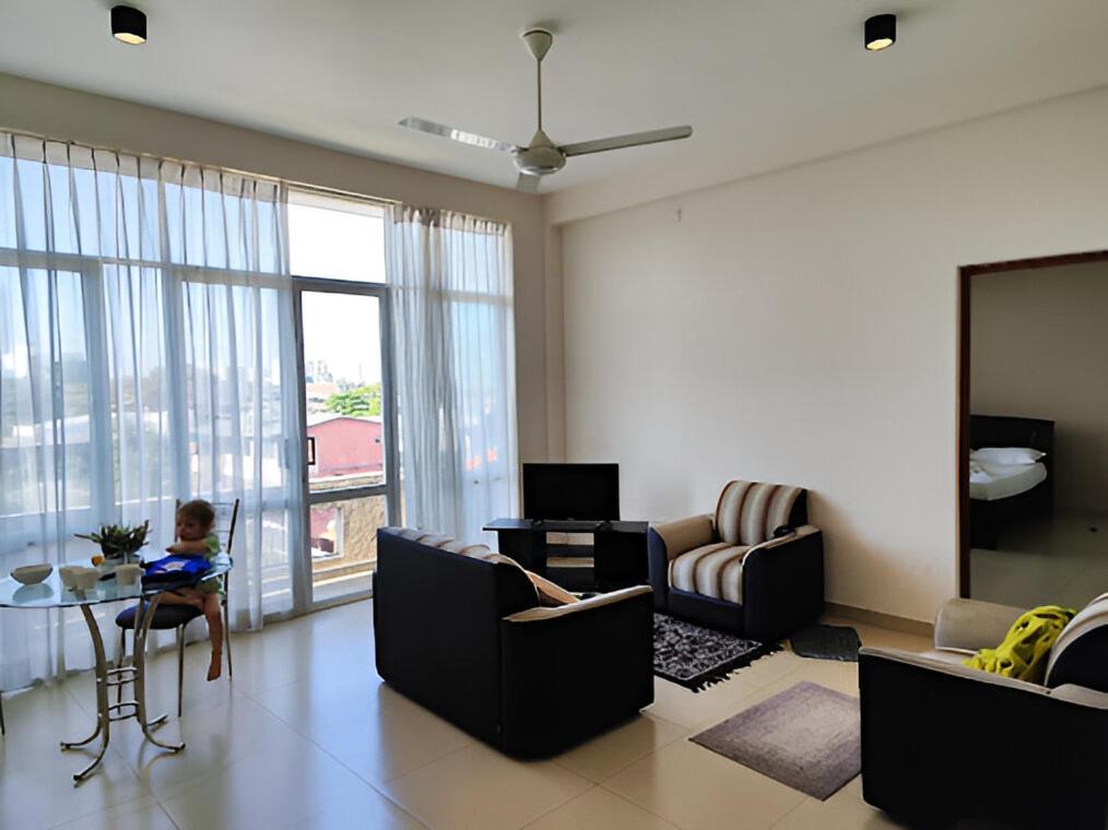 Vivas Residencies Luxury Apartments Dehiwala-Mount Lavinia Eksteriør bilde